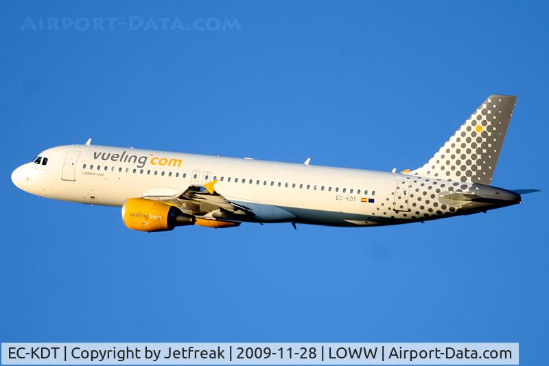 EC-KDT, 2007 Airbus A320-216 C/N 3145, Vueling Airbus A320-216, c/n: 3145