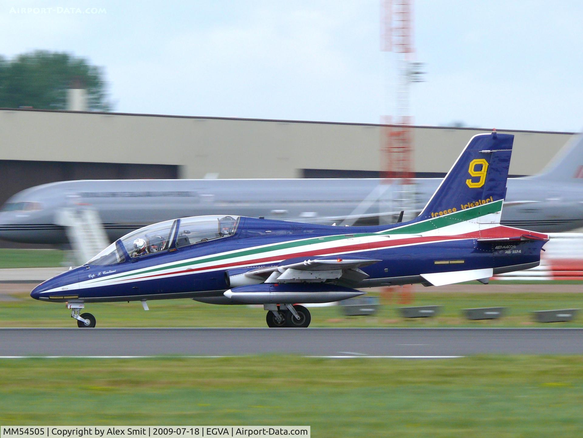 MM54505, Aermacchi MB-339A C/N 6716/111/AA053, Aermacchi MB339A/PAN MM54505/9 Italian Air Froce Frecce Tricolori