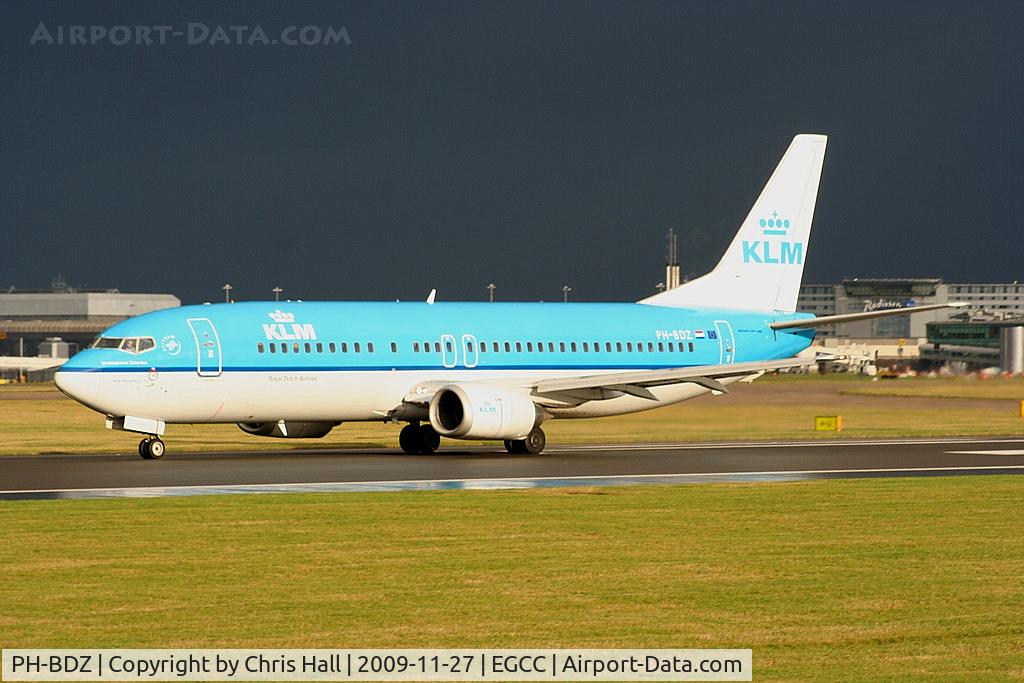 PH-BDZ, Boeing 737-406 C/N 25355, KLM B737 departing from RW 23L as the storm clouds roll in