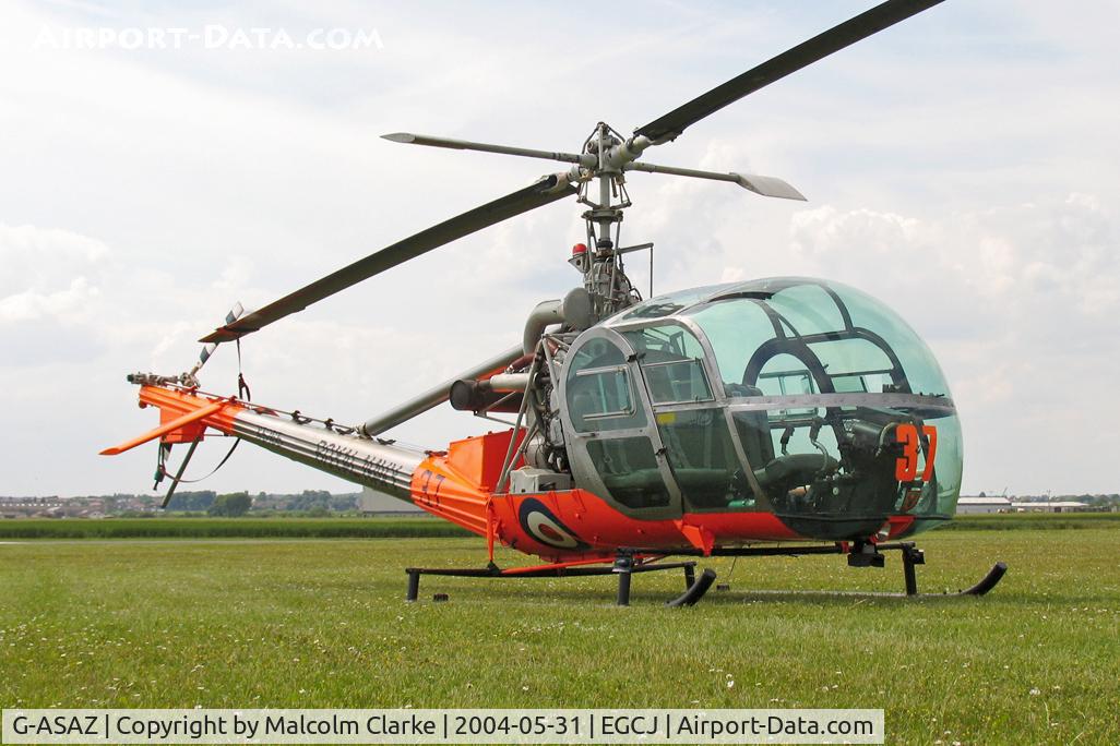 G-ASAZ, 1960 Hiller UH-12E C/N 2070, Hiller HT2 (UH-12E4). Displayed as XS165 (37) of the Royal Navy at Sherburn's May Fly-in in 2004.