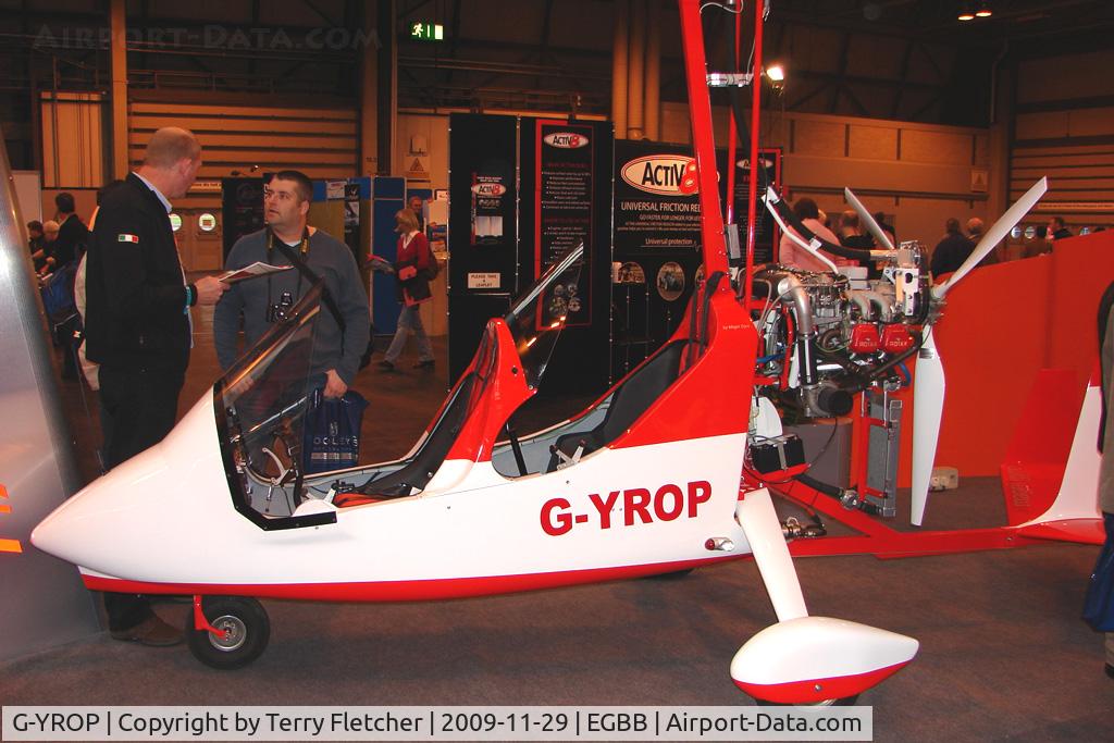 G-YROP, 2009 Magni Gyro M-16C Tandem Trainer C/N 16-09-5344, Exhibited at the NEC Birmingham (UK) - 2009 ' The Flying Show '