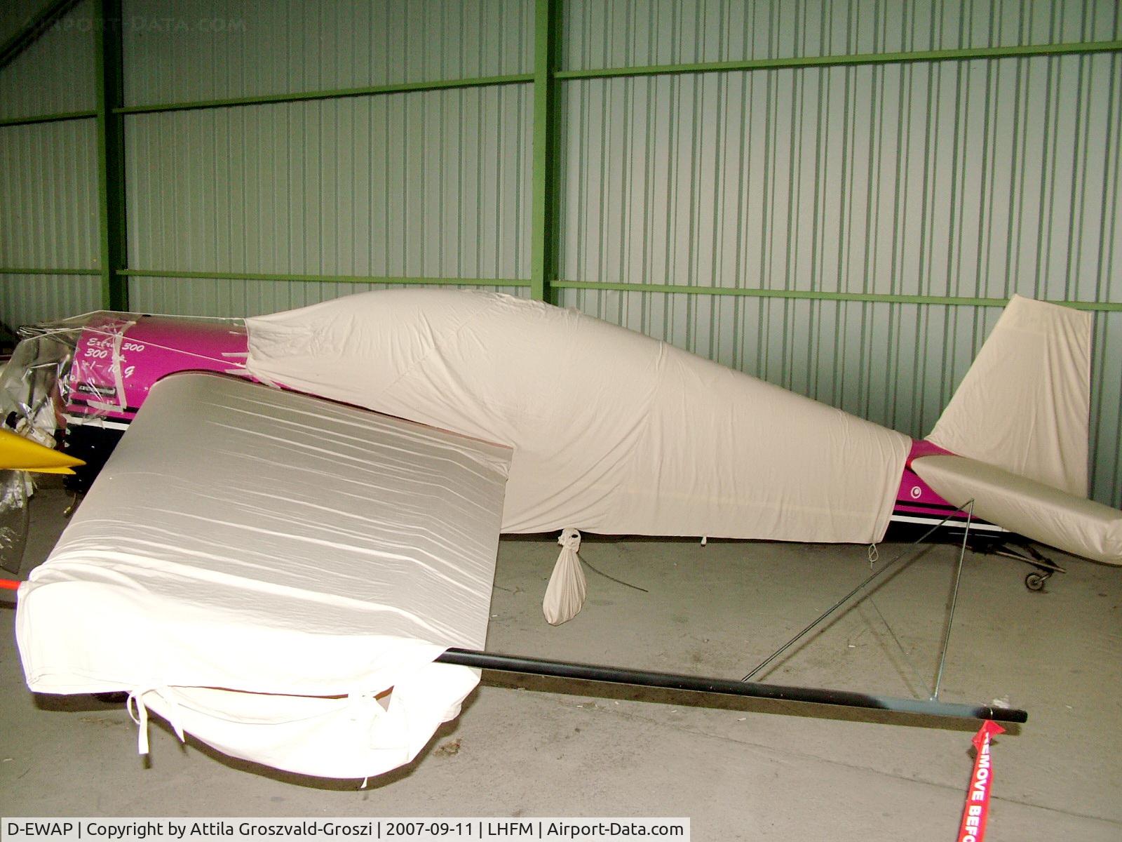 D-EWAP, 1992 Extra EA-300 C/N 034, Fertöszentmiklos - Meidl Airport - Hungary