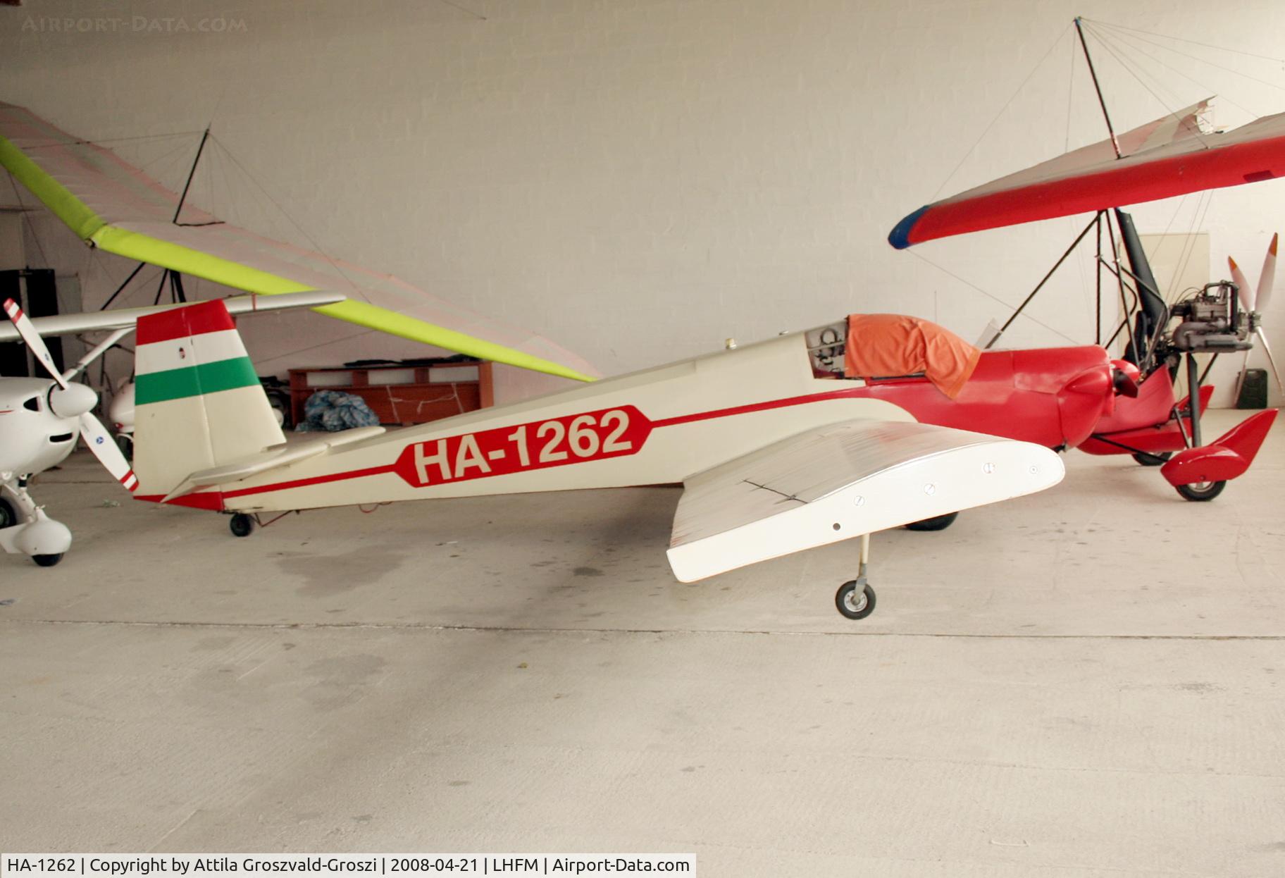 HA-1262, 1971 Scheibe SF-25B Falke C/N 46218, Fertöszentmiklos - Meidl Airport - Hungary