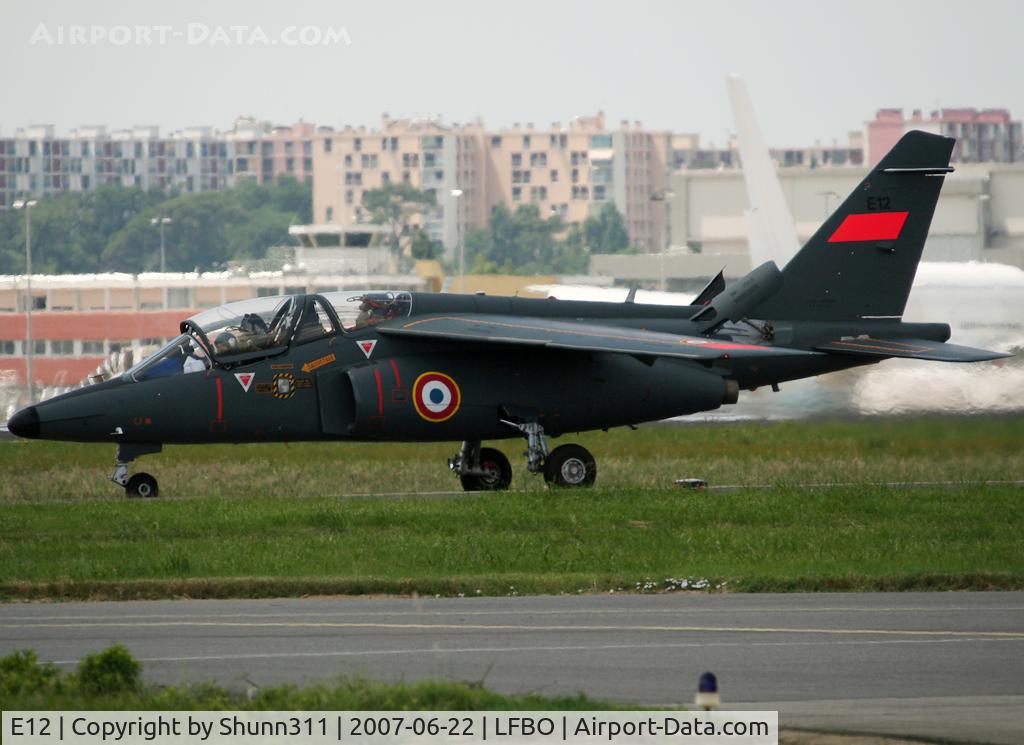 E12, Dassault-Dornier Alpha Jet E C/N E12, Taxiing to the CEV...