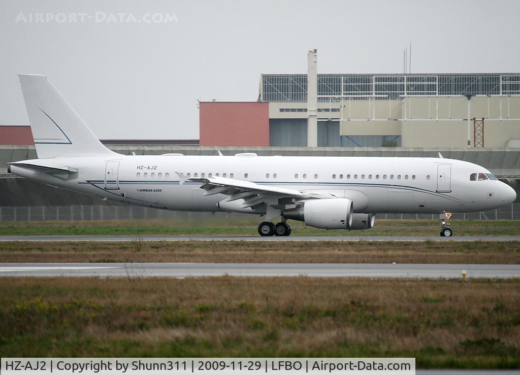 HZ-AJ2, 2007 Airbus A320-214 C/N 3164, Taxiing to the Airbus Corporate Jet Center...