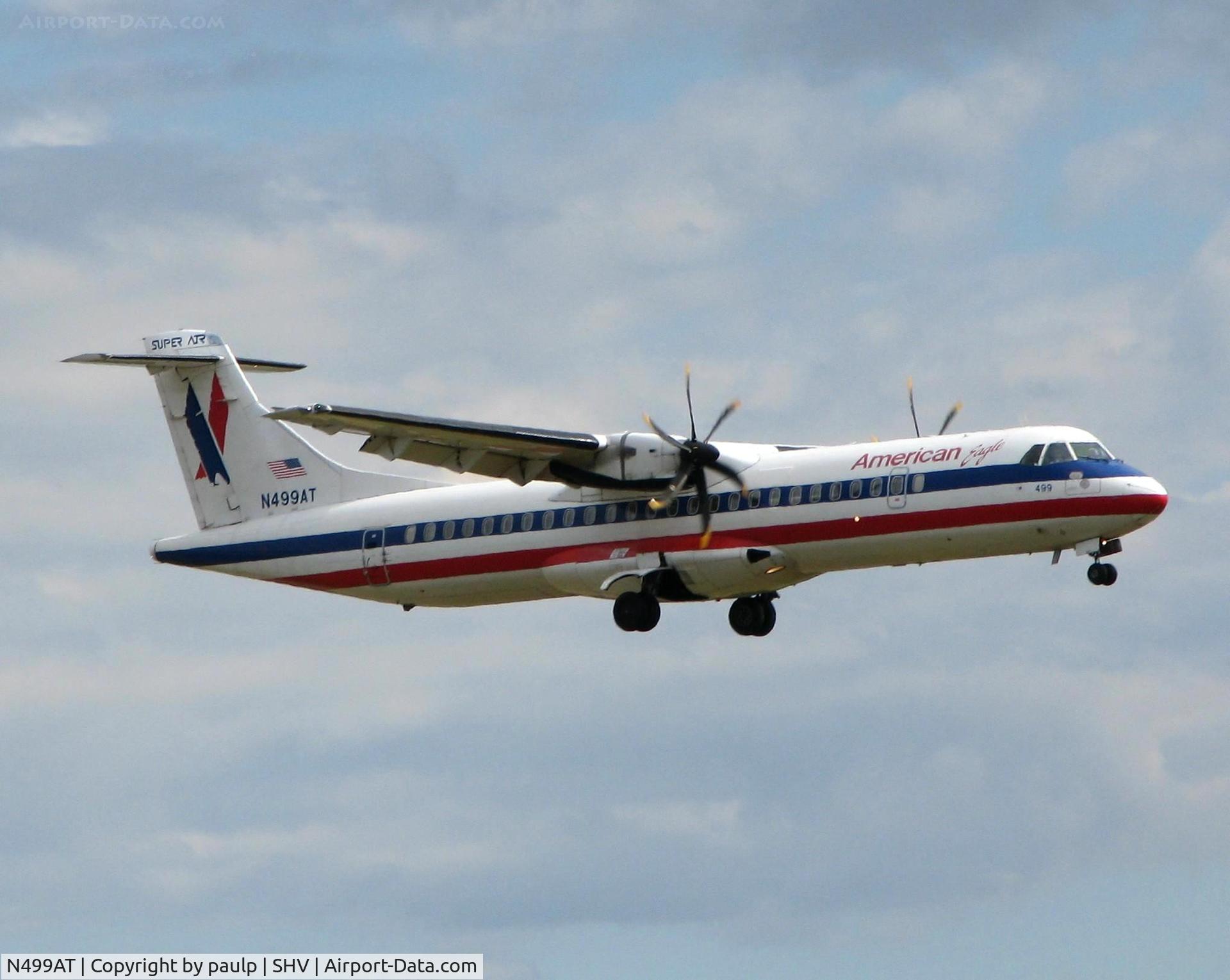 N499AT, 1997 ATR 72-212A C/N 499, Landing at Shreveport Regional.
