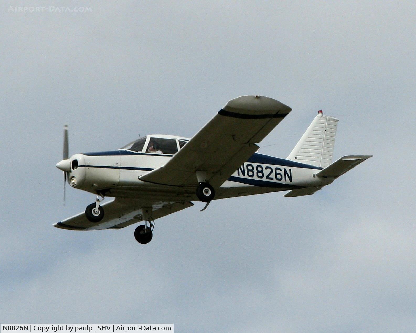 N8826N, 1969 Piper PA-28-140 C/N 28-25675, Landing at Shreveport Regional.