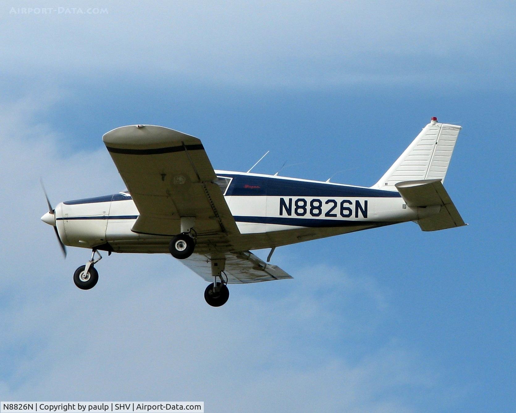 N8826N, 1969 Piper PA-28-140 C/N 28-25675, Landing at Shreveport Regional.