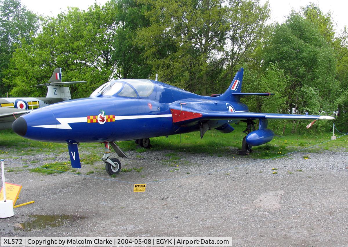 XL572, Hawker Hunter T.7 C/N HABL-003311, Hawker Hunter T7 at the Yorkshire Air Museum, Elvington in 2004. Actually XL572, but is painted as XL571, which served with the RAF 'Blue Diamonds' display team.