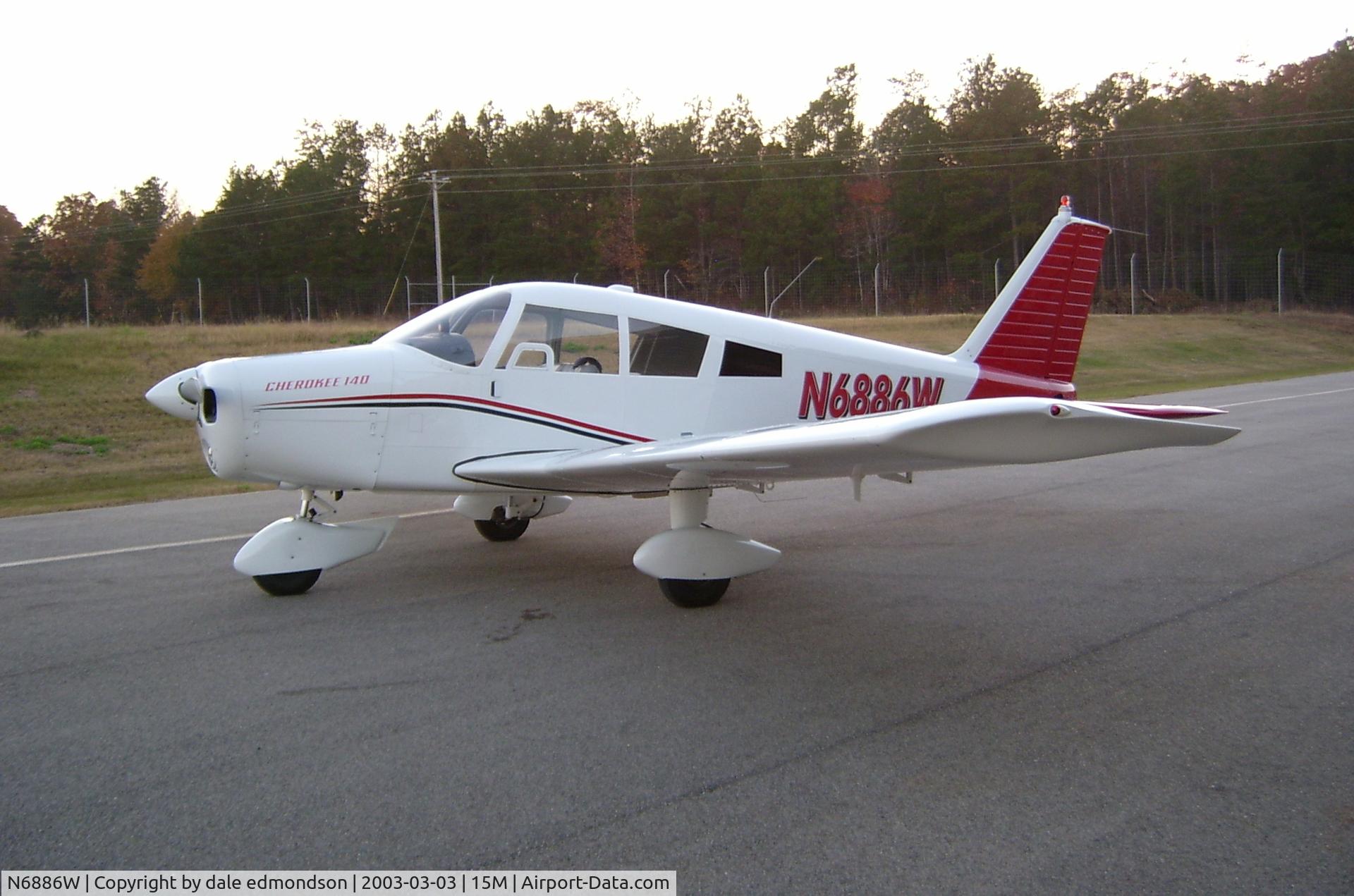 N6886W, 1965 Piper PA-28-140 C/N 28-21042, 1965 cherokee 140 2 yr restoring