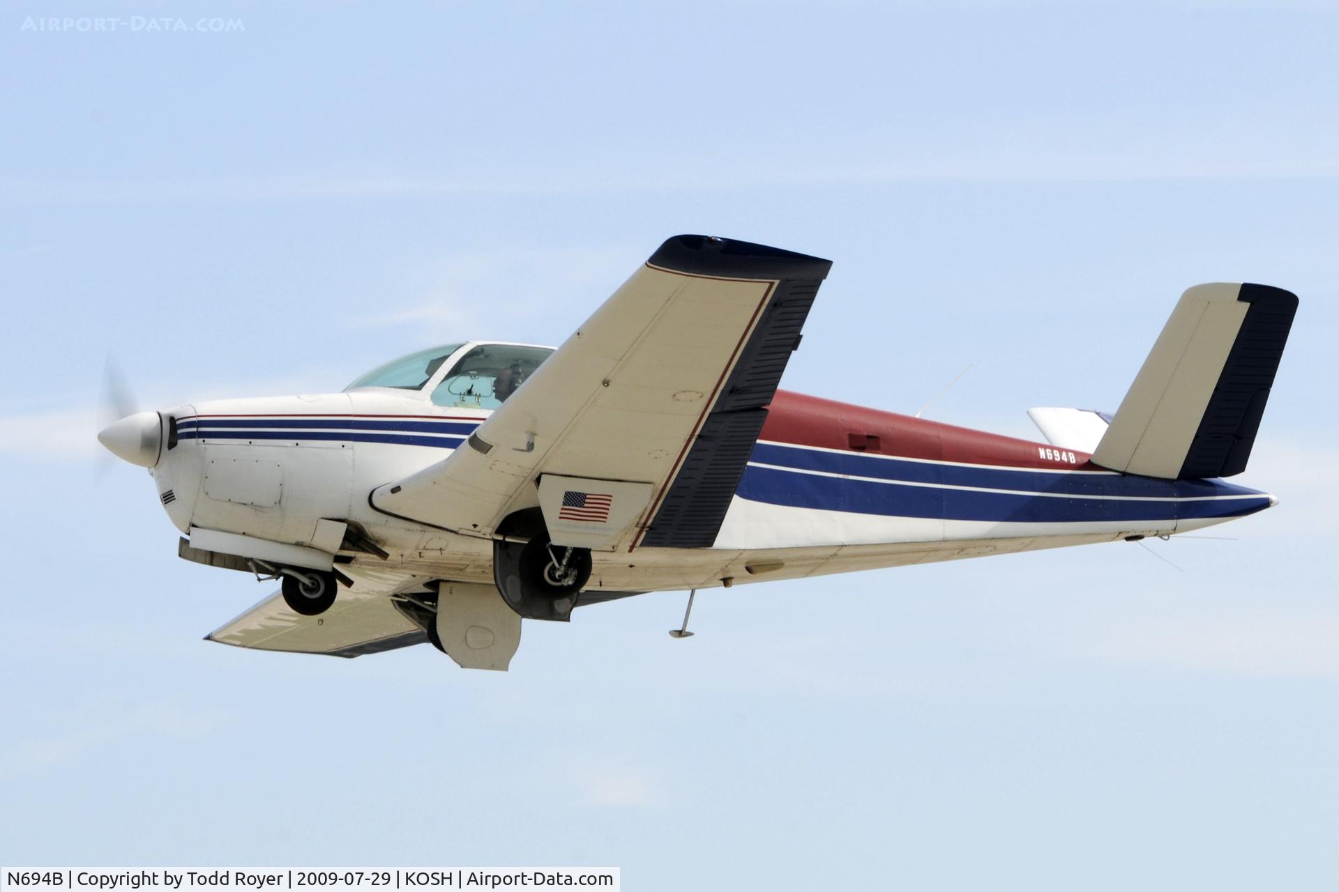 N694B, 1948 Beech A35 Bonanza C/N D-1697, EAA AIRVENTURE 2009