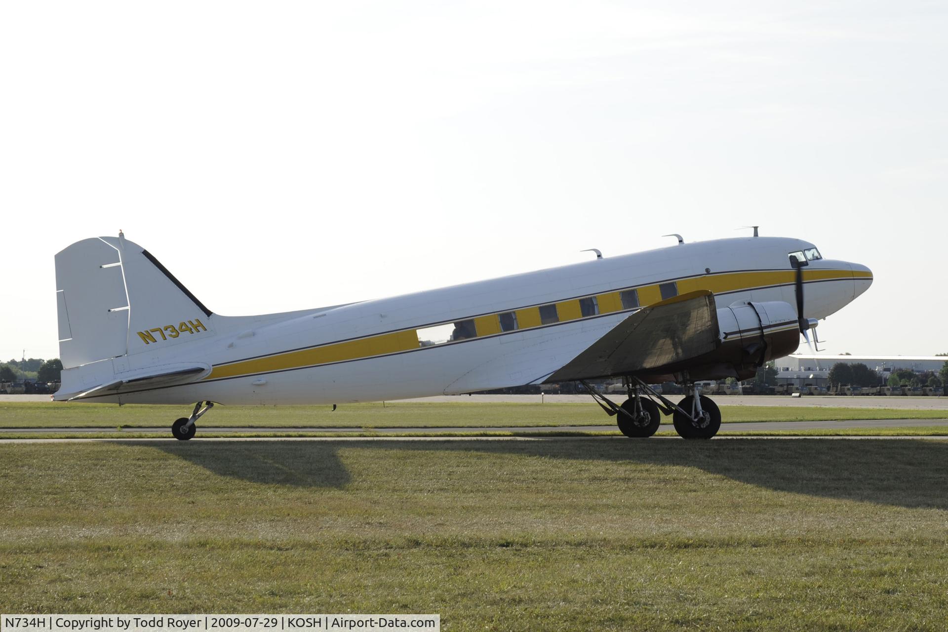 N734H, 1942 Douglas DC-3 (C-47-DL) C/N 4727, EAA AIRVENTURE 2009