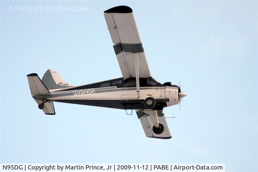 N95DG, 1954 De Havilland Canada DHC-2 Beaver Mk.I (L20A) C/N 572, JP Air landing 18