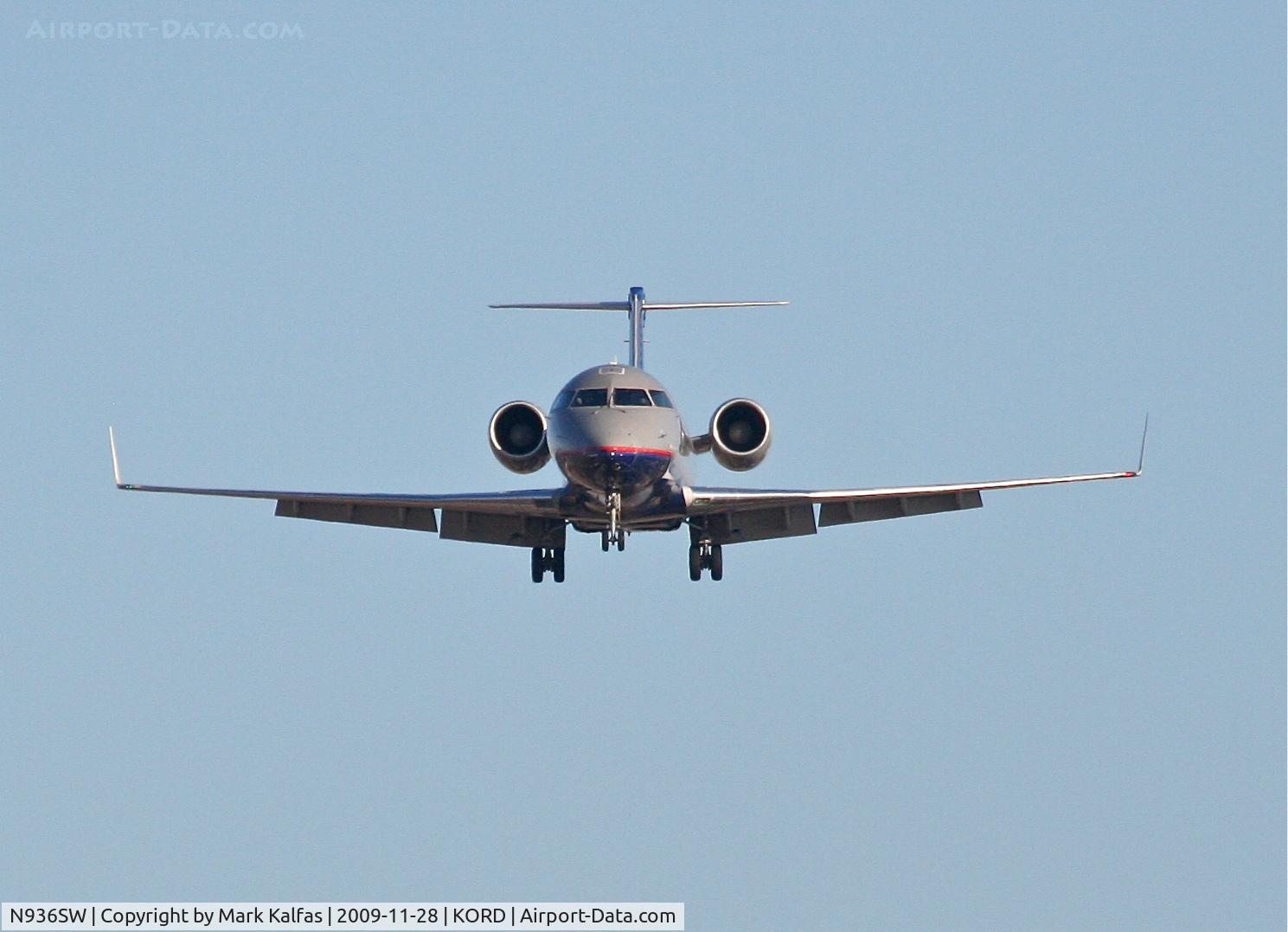 N936SW, 2002 Bombardier CRJ-200LR (CL-600-2B19) C/N 7726, SkyWest CL-600-2B19, SKW6004 short final 27L, from KMSN.