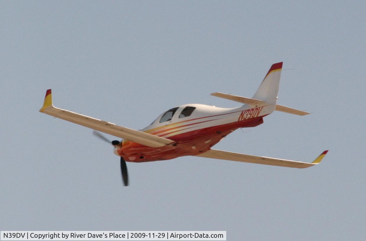 N39DV, 2003 Lancair IV-P C/N LIV-491, Parker Strip
