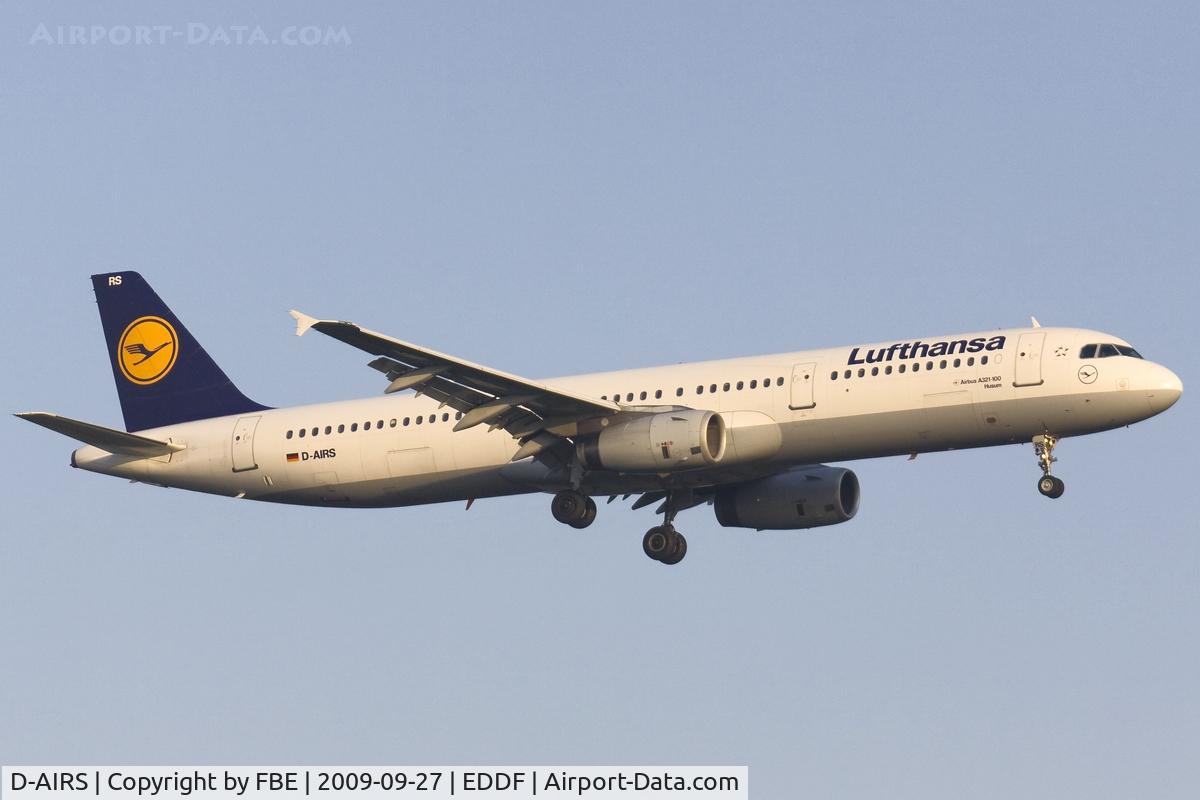 D-AIRS, 1996 Airbus A321-131 C/N 0595, early morning arrival