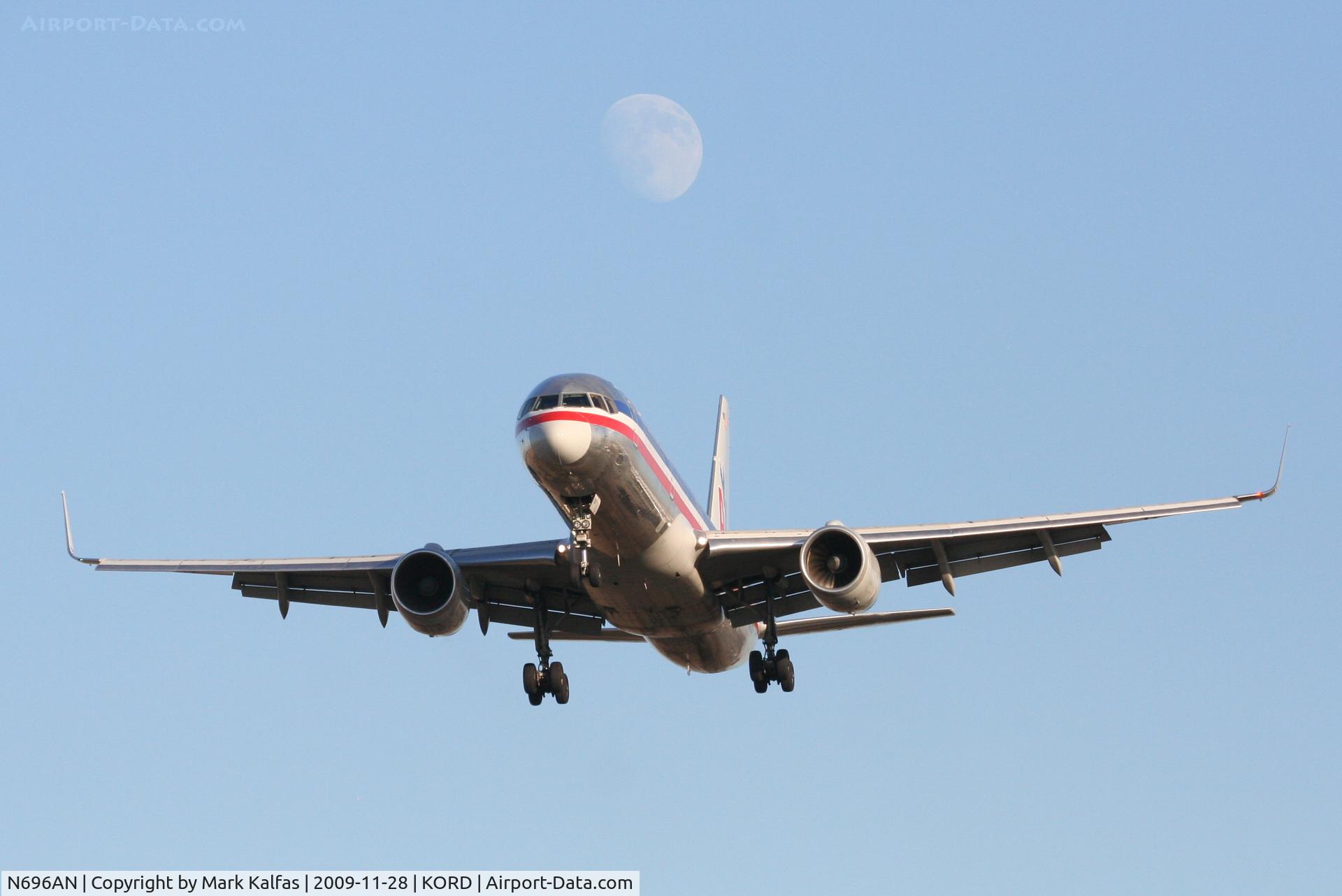 N696AN, 1994 Boeing 757-223 C/N 26976, American Airlines Boeing 757-223, AAL1763 short final 27L arriving from KMIA.