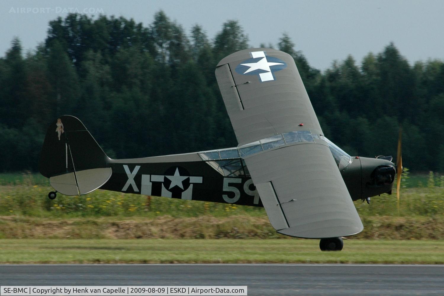 SE-BMC, 1944 Piper L-4J Grasshopper (J3C-65D) C/N 12847, Mikael Carson demonstrates his Piper Cub at Dala-Järna airfield, Sweden.