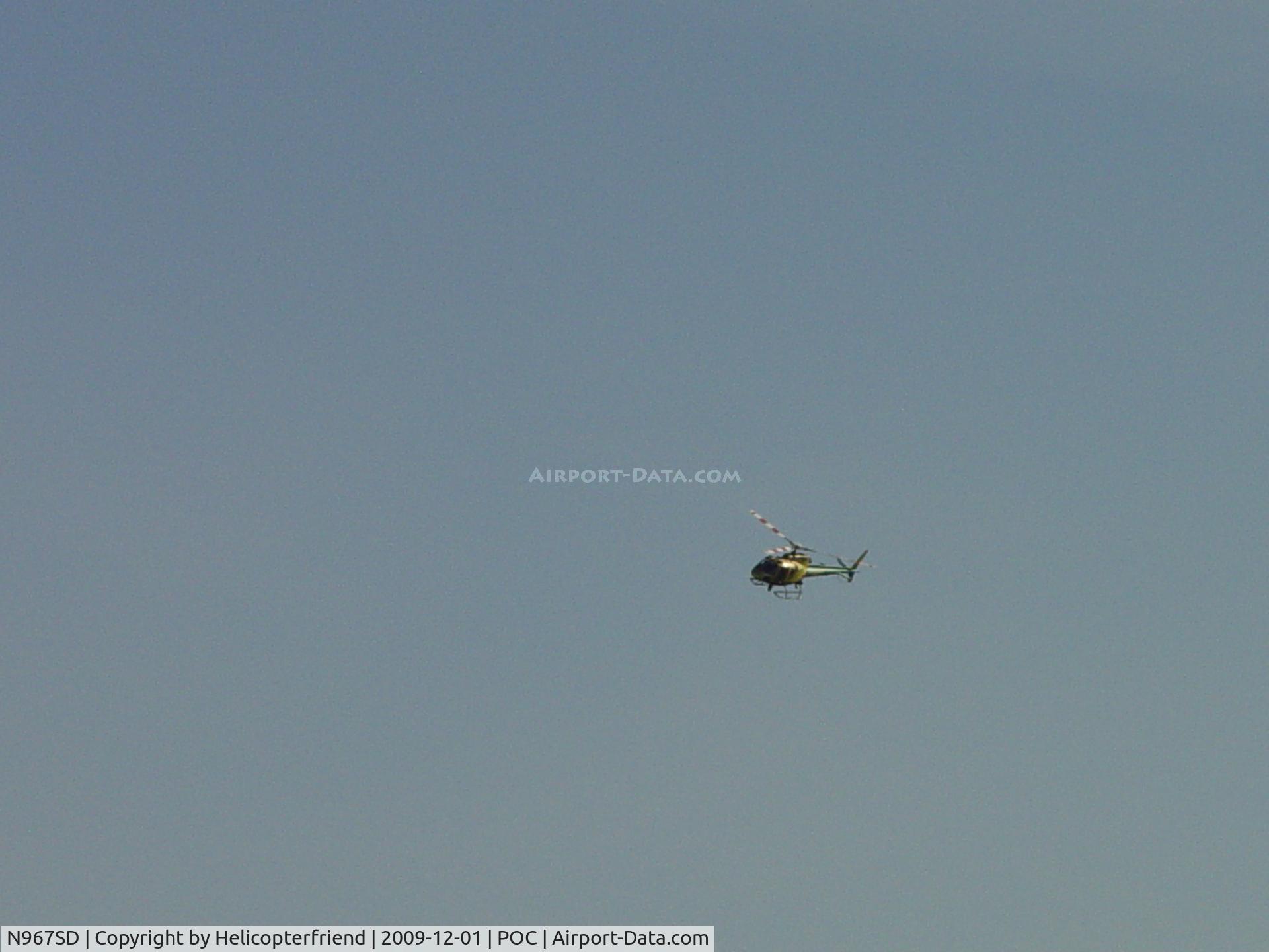 N967SD, 2003 Eurocopter AS-350B-2 Ecureuil C/N 3678, Turning final on taxiway to go to westside helipads