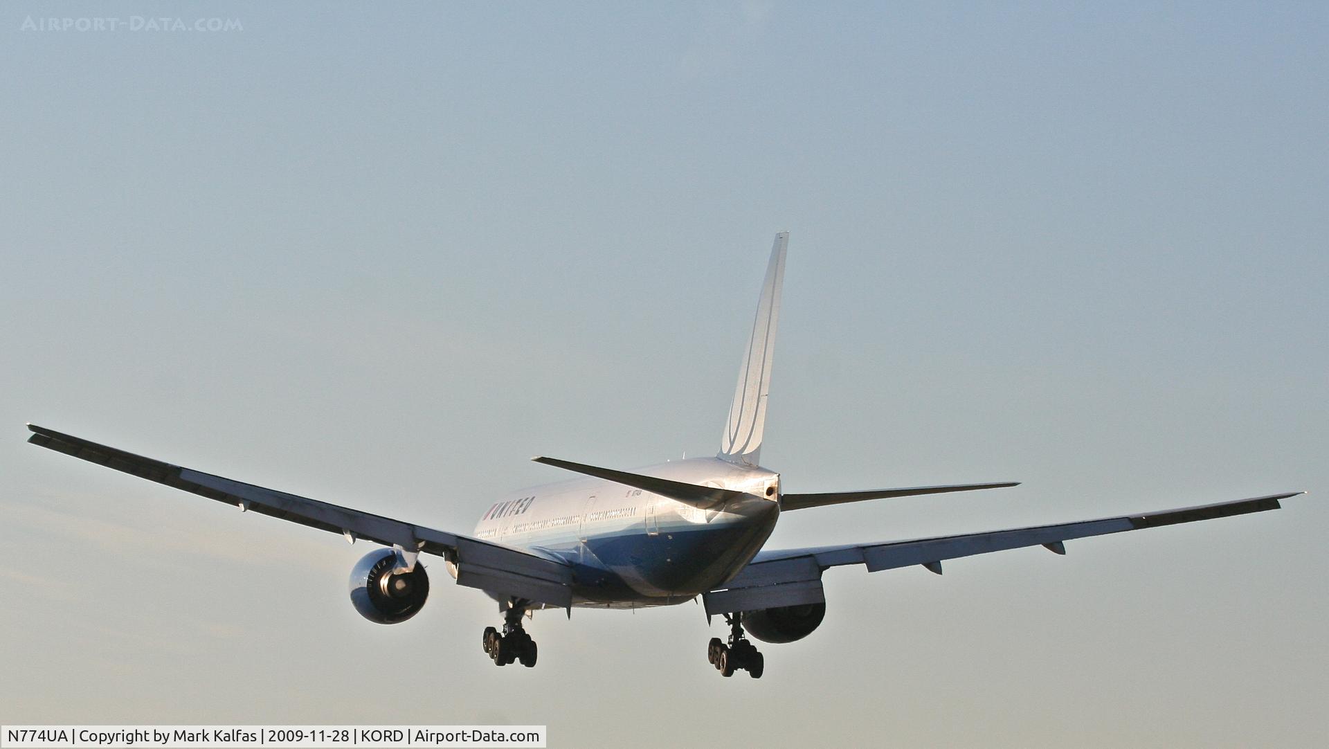 N774UA, 1996 Boeing 777-222 C/N 26936, United Airlines Boeing 777-222 