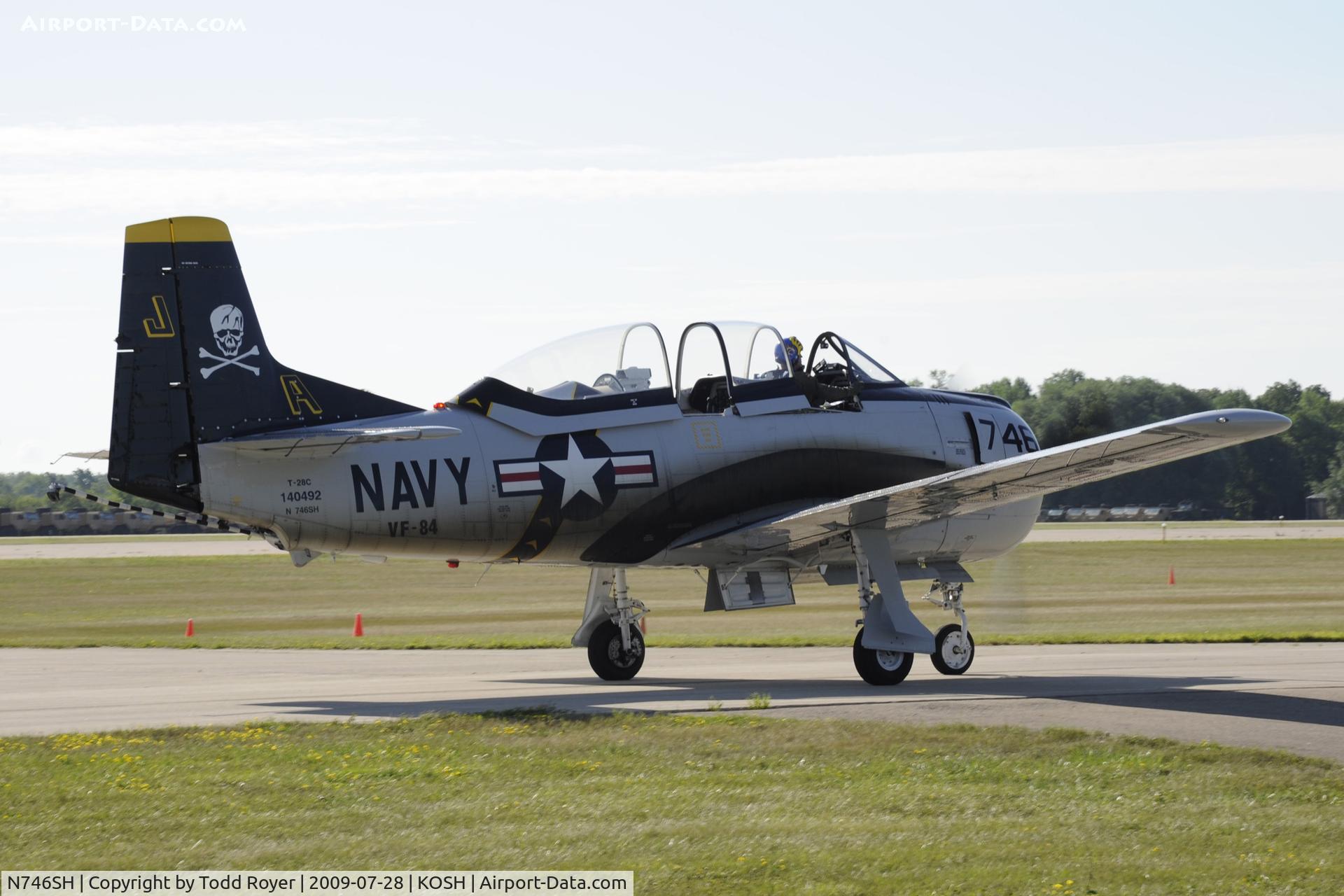 N746SH, North American T-28C Trojan C/N 226-69, EAA AIRVENTURE 2009