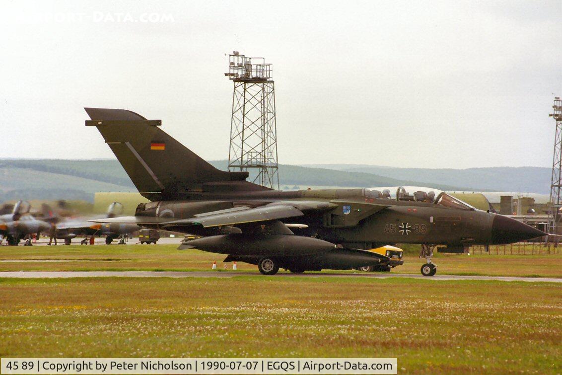 45 89, Panavia Tornado IDS C/N 717/GS230/4289, Panavia IDS of JBG-34 preparing to depart Lossiemouth in the Summer of 1990.