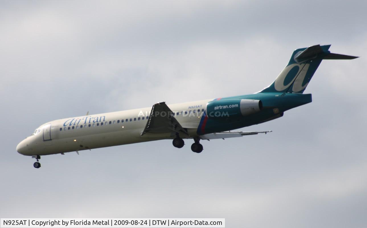 N925AT, 2000 Boeing 717-200 C/N 55079, Air Tran 717