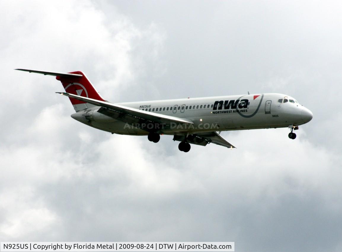 N925US, 1970 Douglas DC-9-32 C/N 47472, Northwest DC-9-32