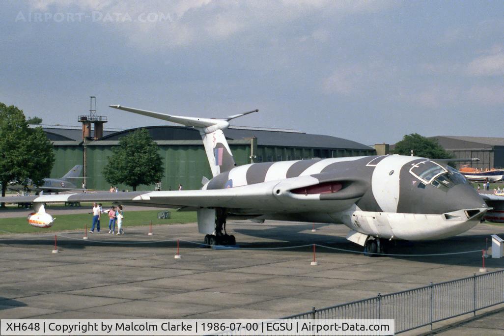 XH648, 1959 Handley Page Victor K.1A C/N HP80/48, Handley Page Victor K1A (HP-80) at The Imperial War Museum, Duxford in 1986.