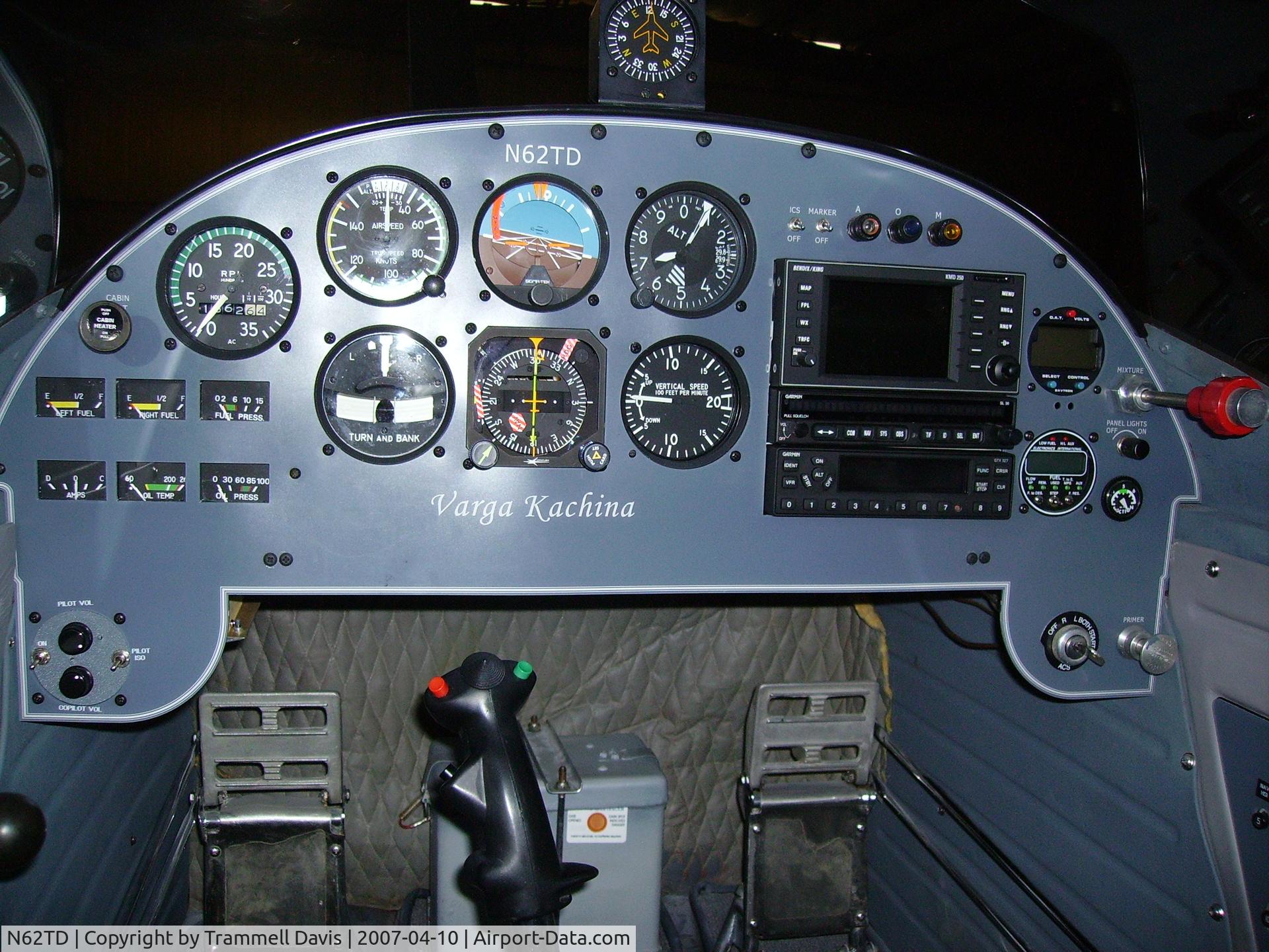 N62TD, 1979 Varga 2150A Kachina C/N VAC-147-79, Instrument Panel