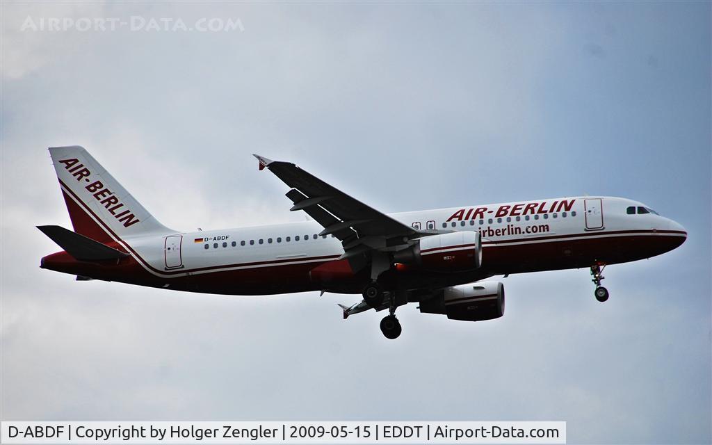 D-ABDF, 2006 Airbus A320-214 C/N 2820, An Air Berlin-Jet is coming home