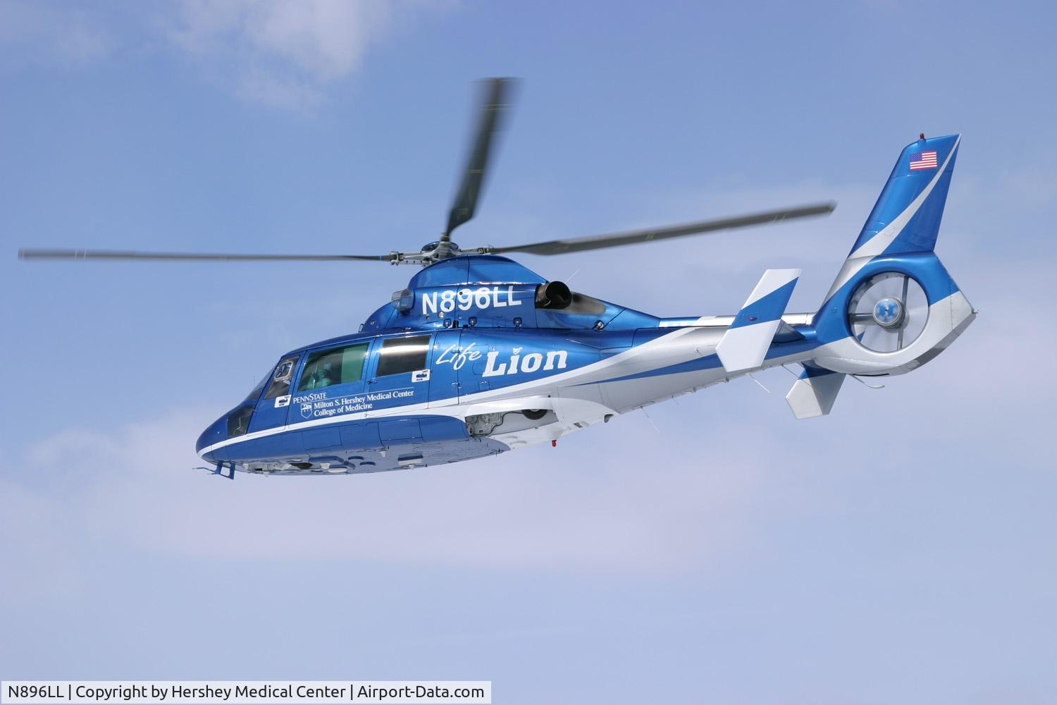 N896LL, 1988 Eurocopter AS-365N-3 Dauphin 2 C/N 6294, Life Lion Critical Care