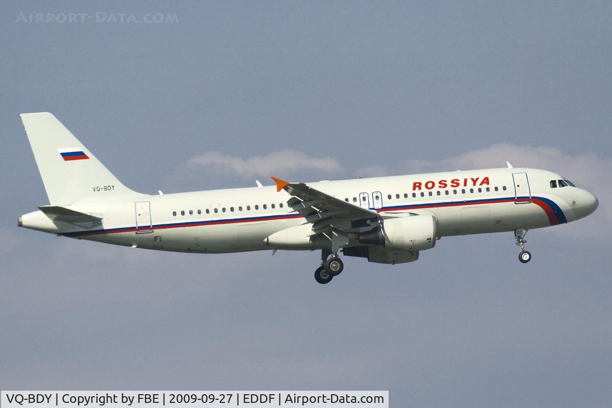 VQ-BDY, 2001 Airbus A320-214 C/N 1657, Rossiya A320 short final RW07R
