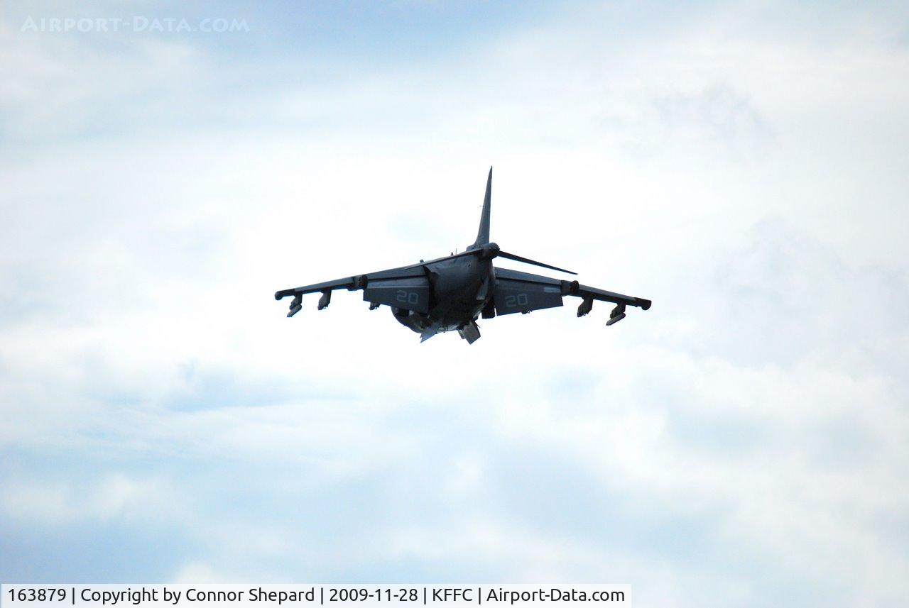 163879, McDonnell Douglas AV-8B Harrier II C/N 187, Harrier hovering