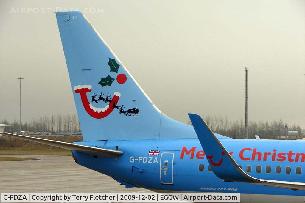 G-FDZA, 2007 Boeing 737-8K5 C/N 35134, Thomson B737 appears in Xmas livery at Luton
