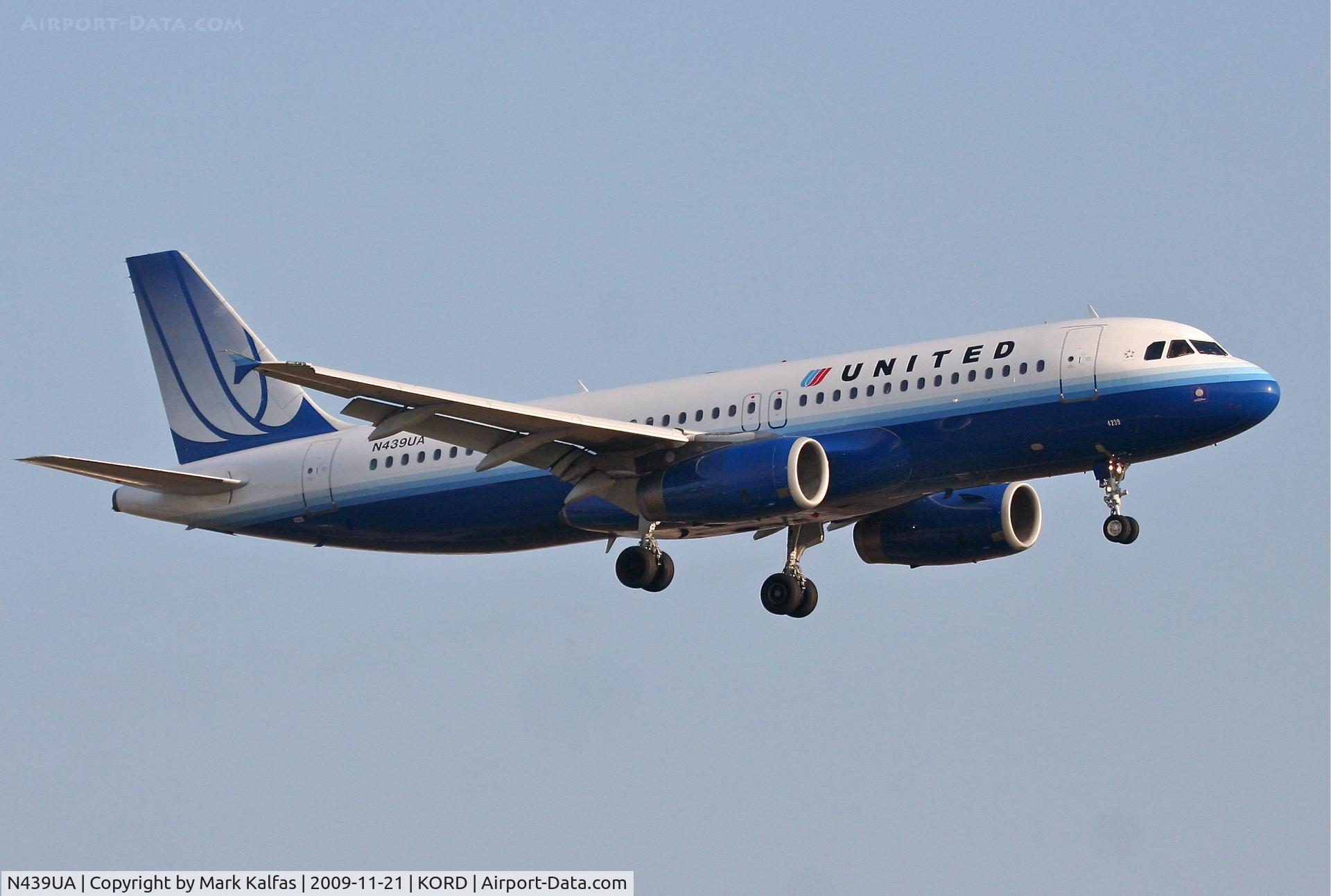 N439UA, 1997 Airbus A320-232 C/N 683, United Airlines A320-232, UAL537 arriving from KBOS, short final 22R KORD