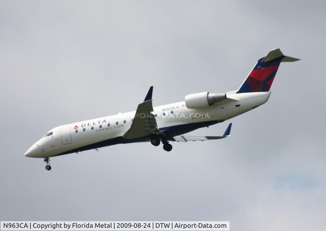 N963CA, 1996 Canadair CRJ-100ER (CL-600-2B19) C/N 7127, Comair CRJ-100