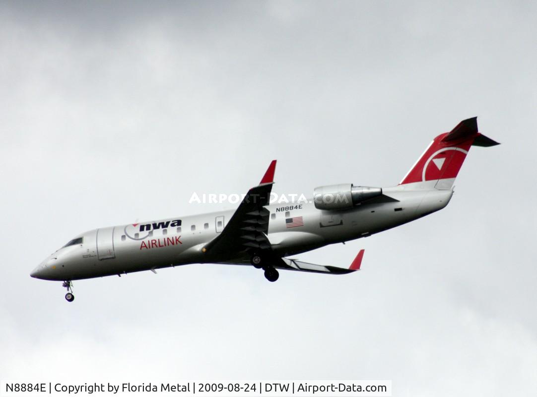 N8884E, 2003 Bombardier CRJ-200 (CL-600-2B19) C/N 7884, Northwest Airlink CRJ-200