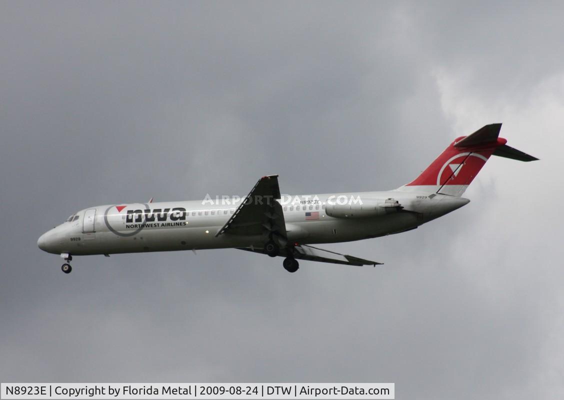 N8923E, 1967 Douglas DC-9-31 C/N 45838, Northwest DC-9-31