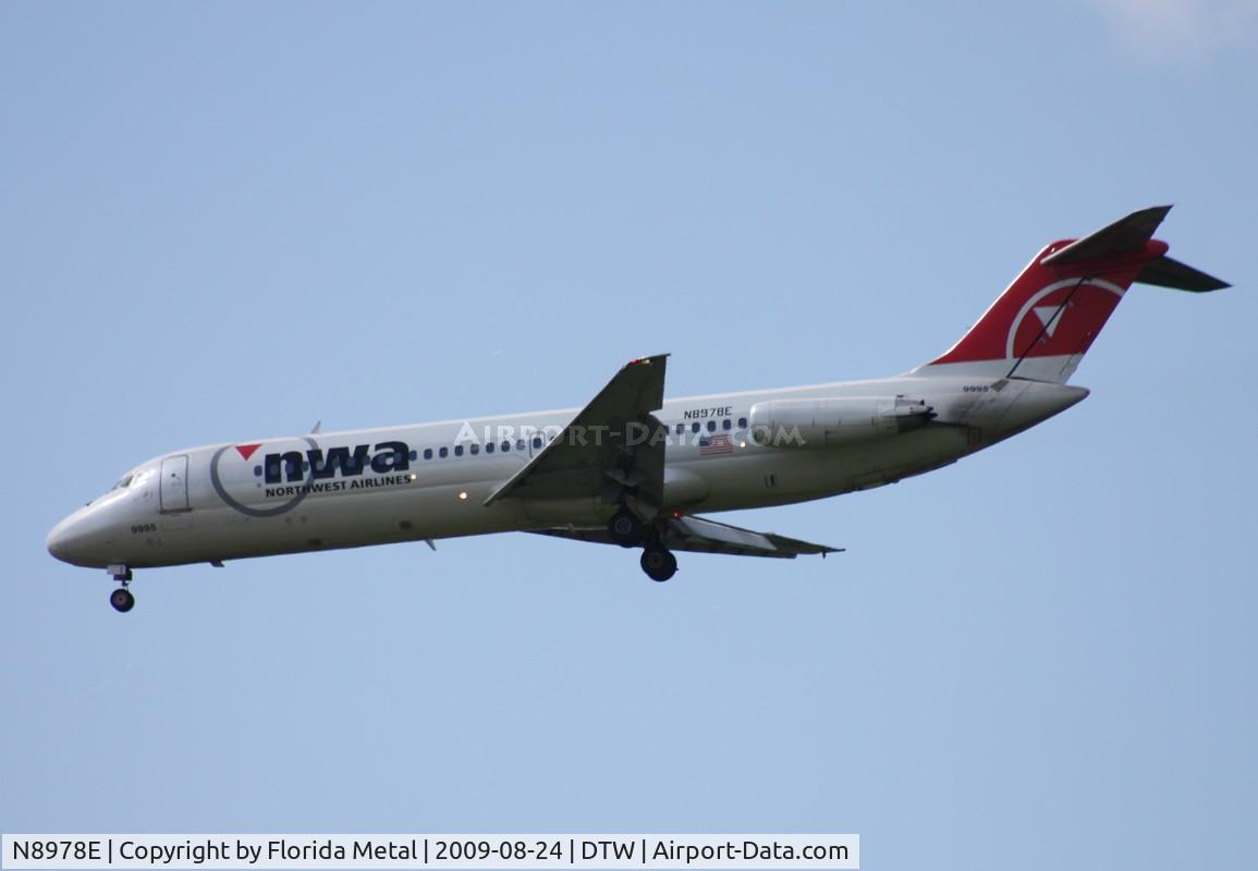 N8978E, 1968 Douglas DC-9-31 C/N 47327, Northwest DC-9-31