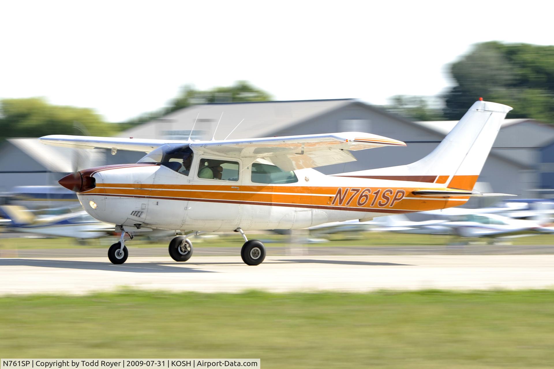 N761SP, 1978 Cessna 210M Centurion C/N 21062483, EAA AIRVENTURE 2009