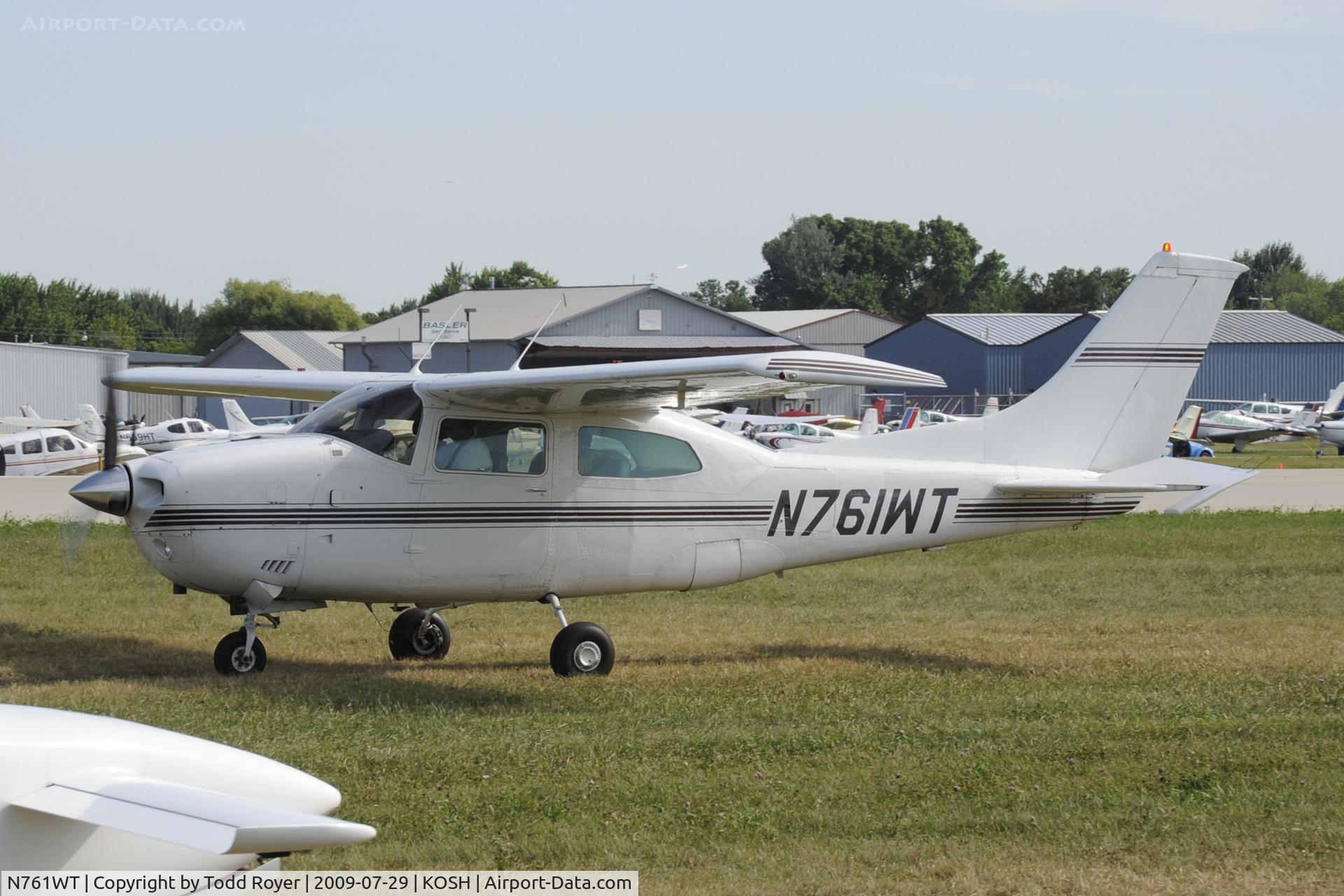 N761WT, 1978 Cessna T210M Turbo Centurion C/N 21062583, EAA AIRVENTURE 2009