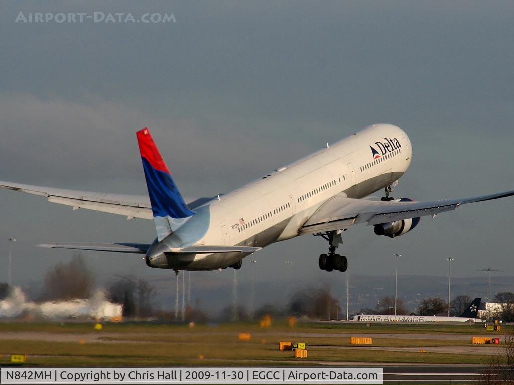 N842MH, 2001 Boeing 767-432/ER C/N 29715, Delta Airlines