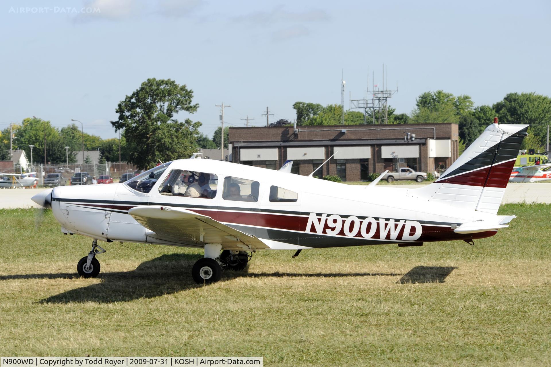 N900WD, 1976 Piper PA-28-151 C/N 28-7615282, EAA AIRVENTURE 2009