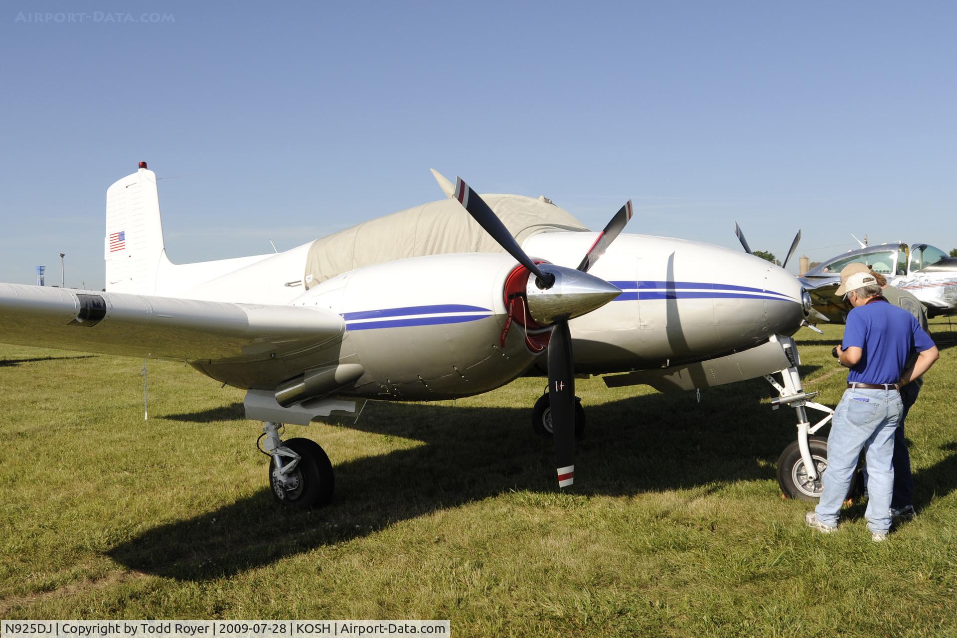 N925DJ, 1958 Beech D50A Twin Bonanza C/N DH-195, EAA AIRVENTURE 2009