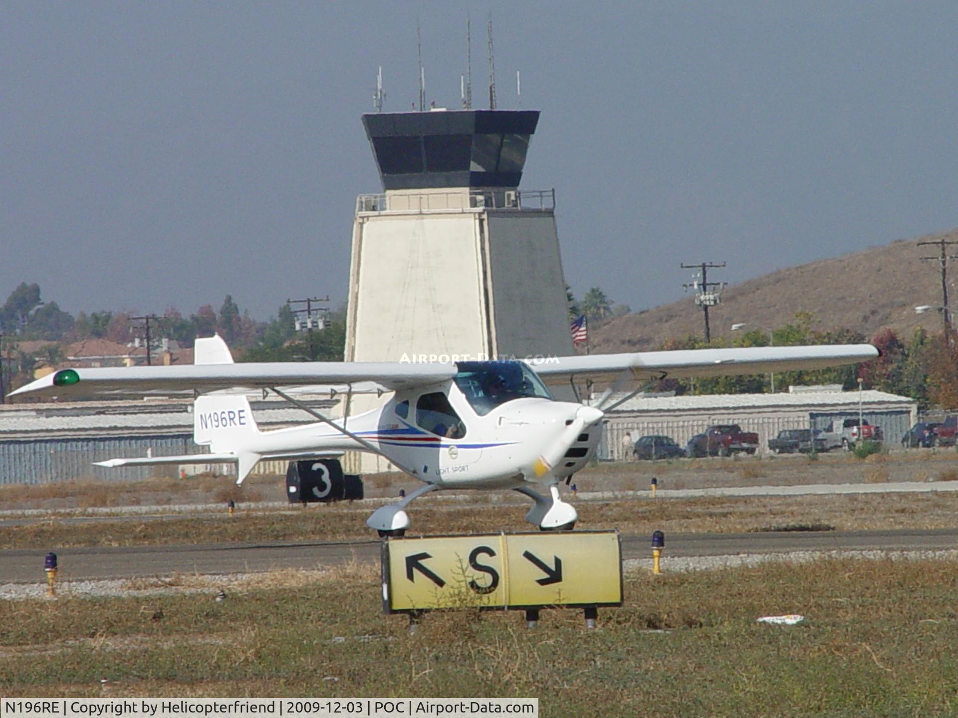 N196RE, 2007 Remos G-3/600 Mirage C/N 196, Taxiing back for take off, Tower in the background
