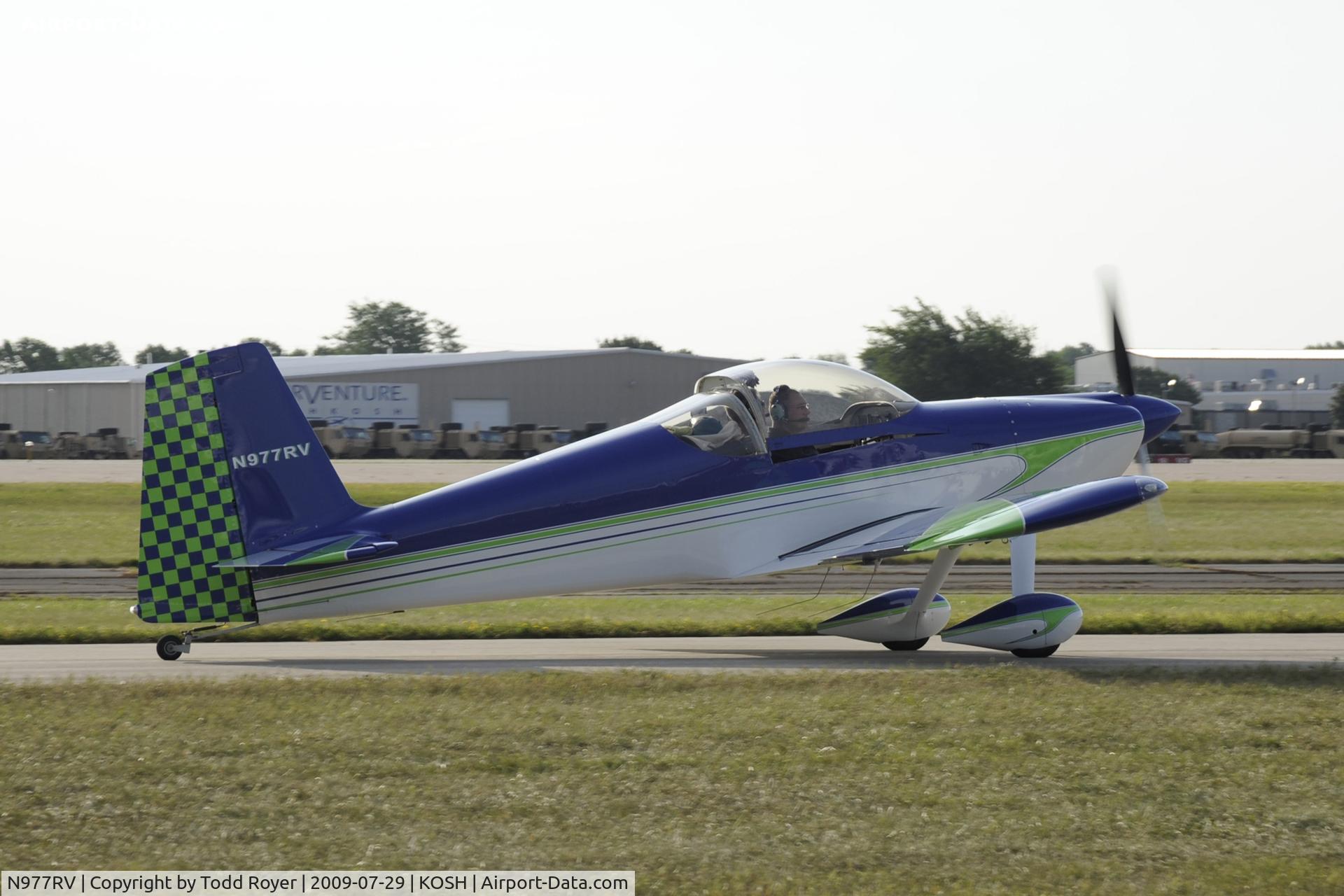 N977RV, 2005 Vans RV-7 C/N 71409, EAA AIRVENTURE 2009