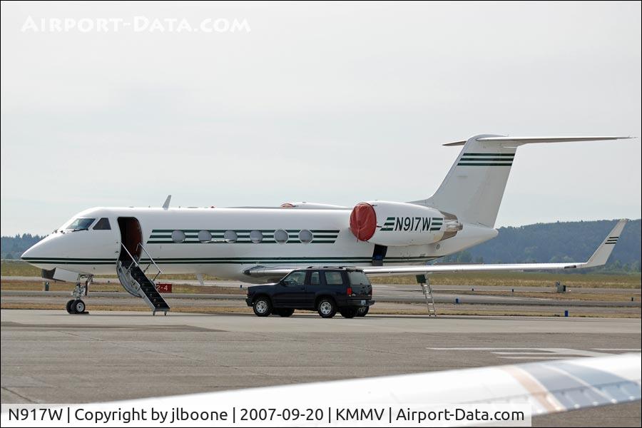 N917W, 1991 Gulfstream Aerospace G-IV C/N 1158, N917W on the ground in McMinnville, Oregon