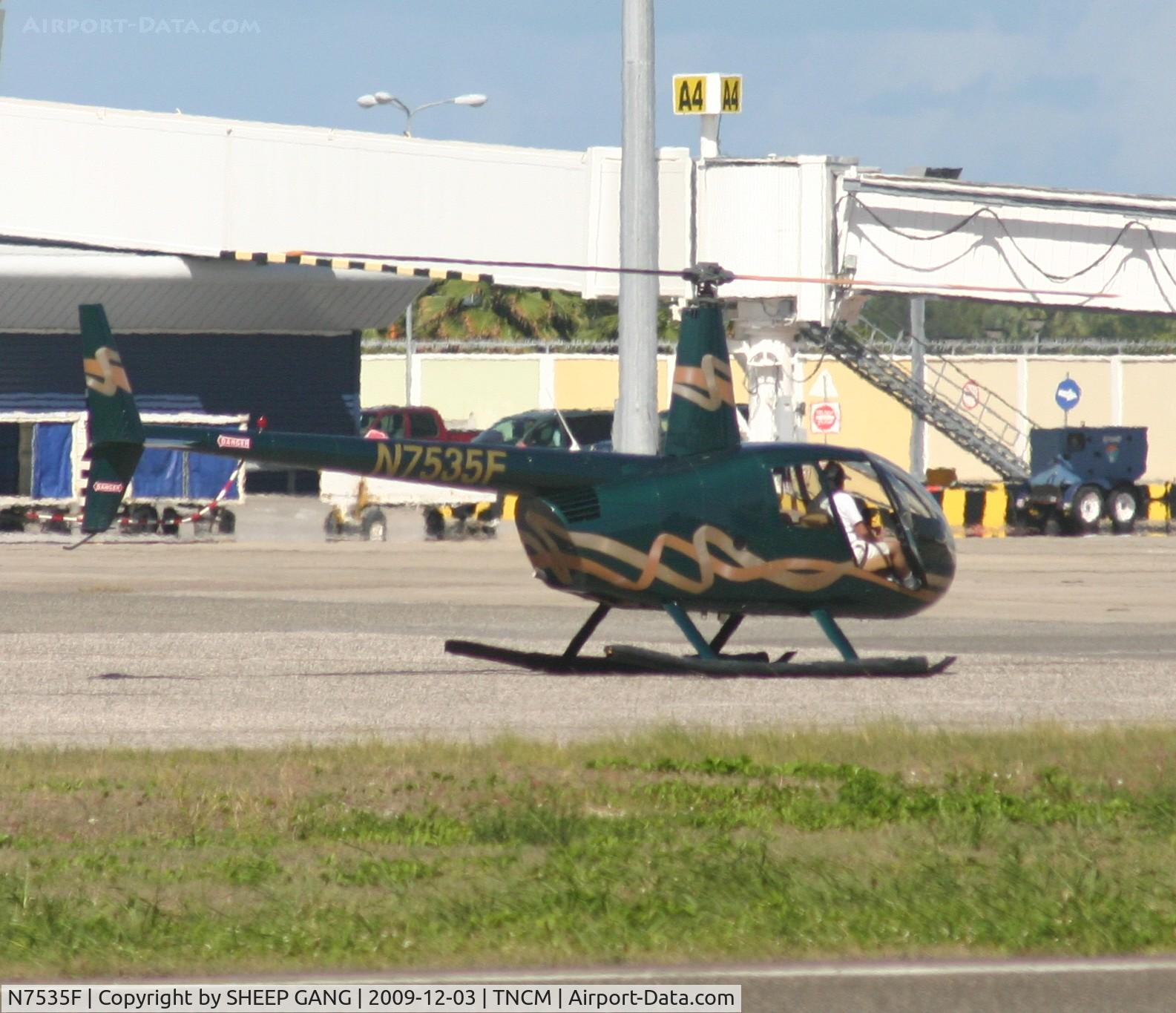 N7535F, 2004 Robinson R44 II C/N 10459, N7535F at the B ramp