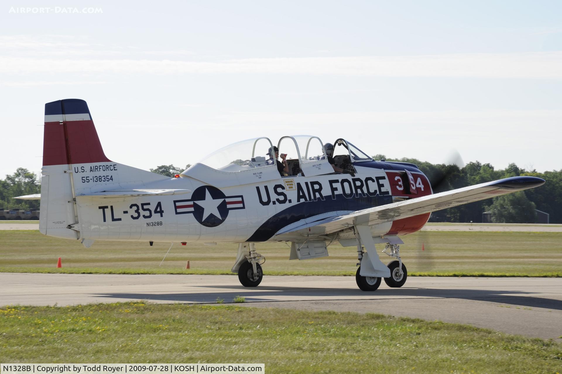 N1328B, 1955 North American T-28B Trojan C/N 200-425, EAA AIRVENTURE 2009